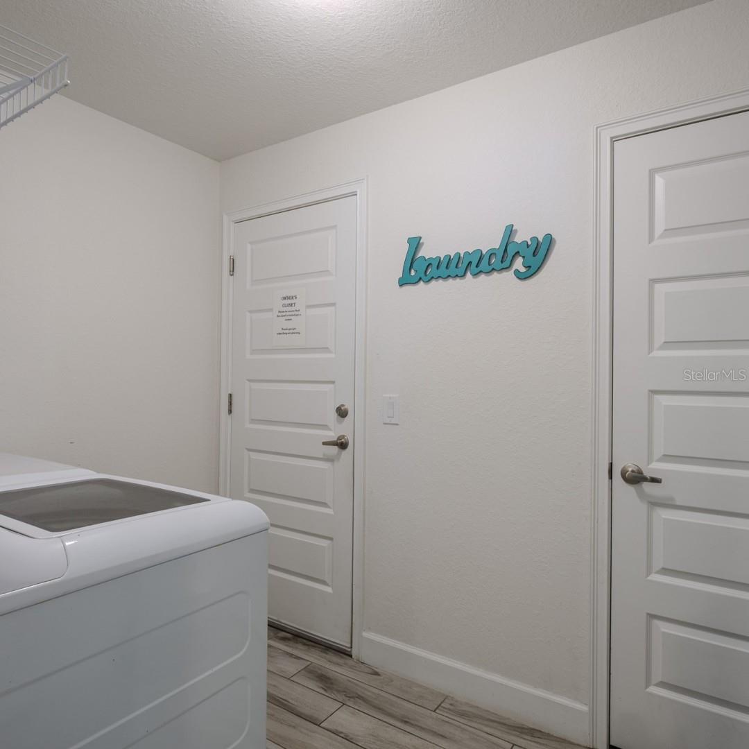 Image 29 of 37 For 4638 Clarke Street