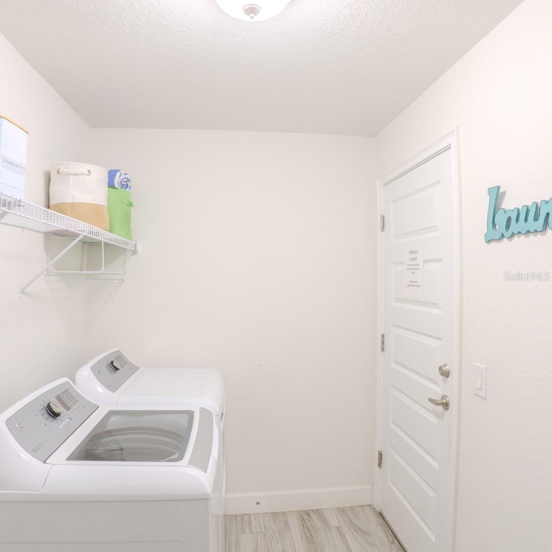 Image 30 of 37 For 4638 Clarke Street