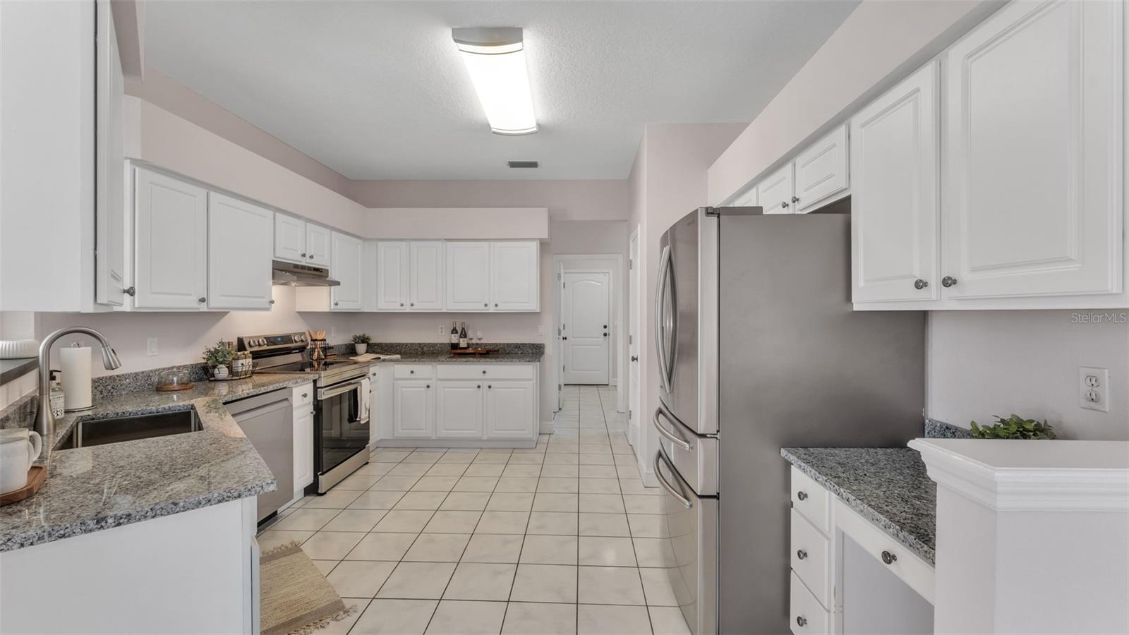 Image 16 of 62 For 2246 Colony Club Drive