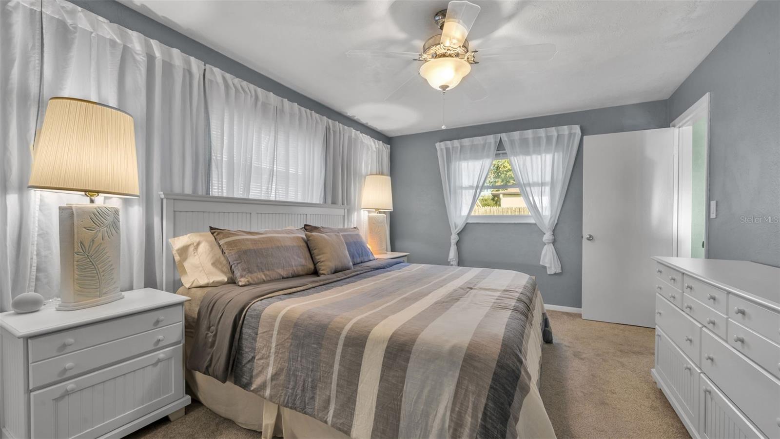 Listing photo id 30 for 2033 58th Lane N