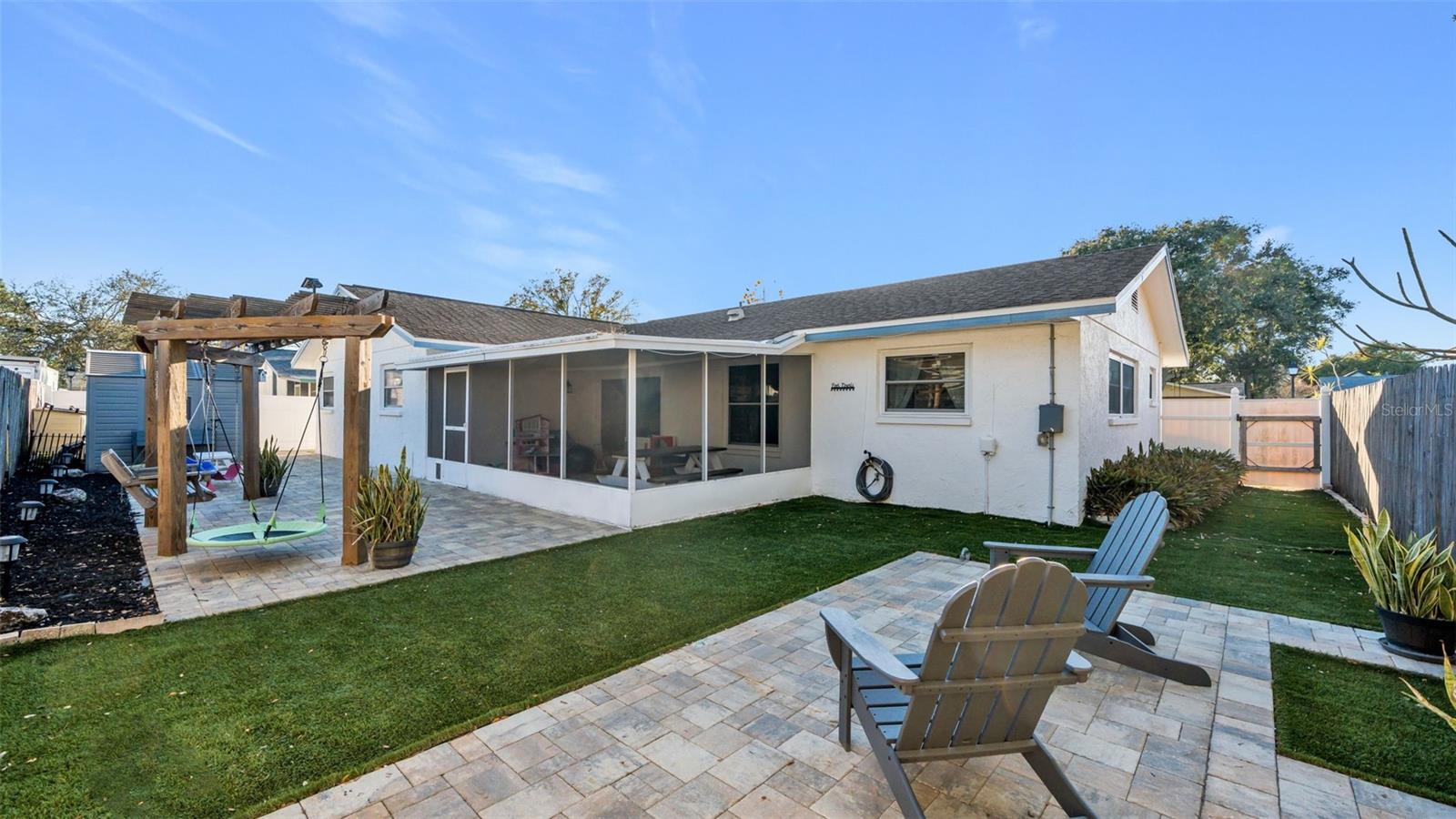 Listing photo id 43 for 2033 58th Lane N