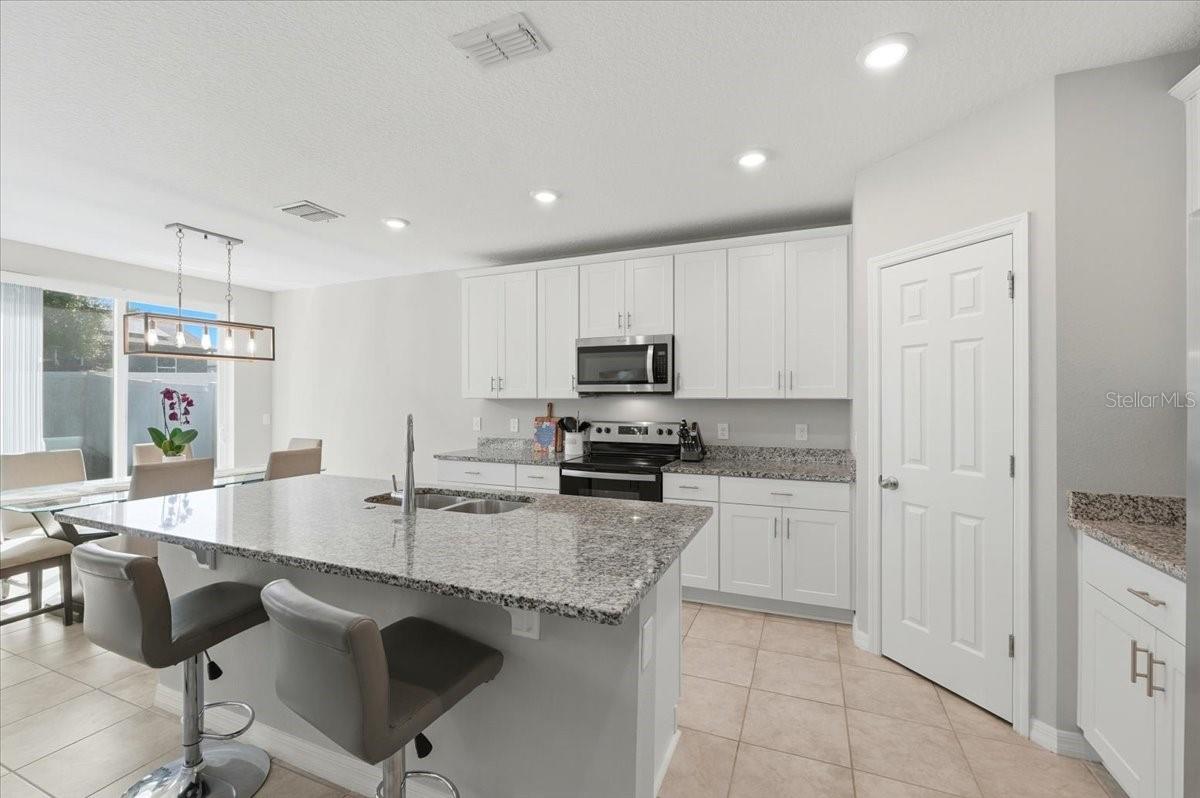 Image 12 of 41 For 1015 Kobuk Street