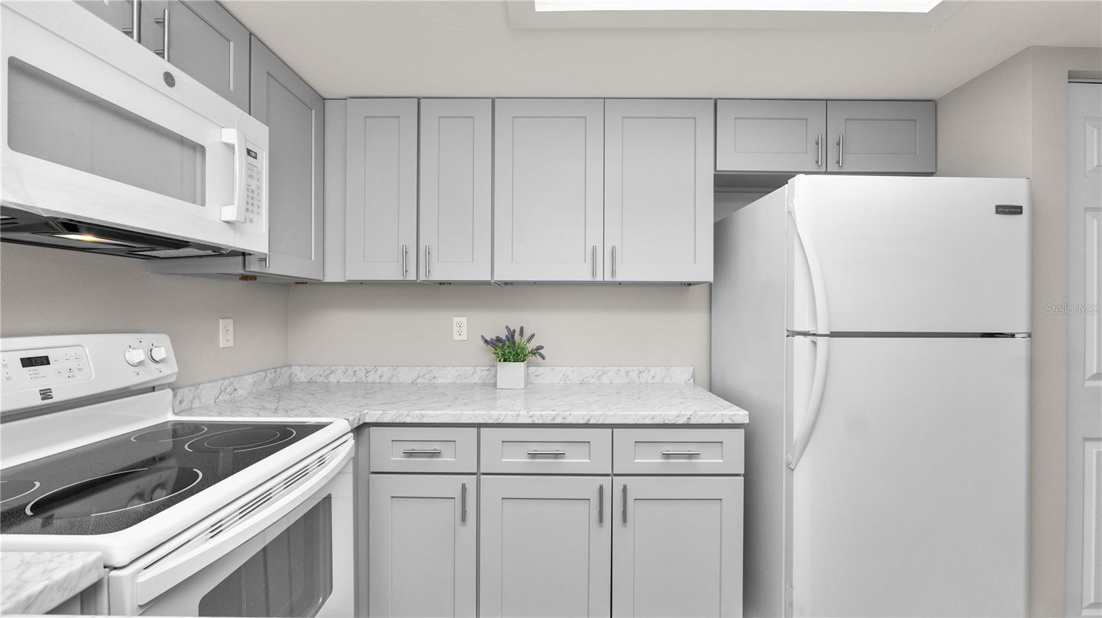 Image 12 of 42 For 1880 Crystal Lake Drive 3