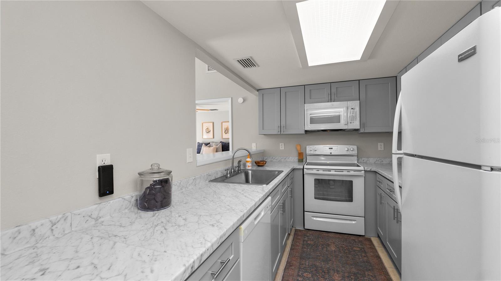 Image 15 of 42 For 1880 Crystal Lake Drive 3