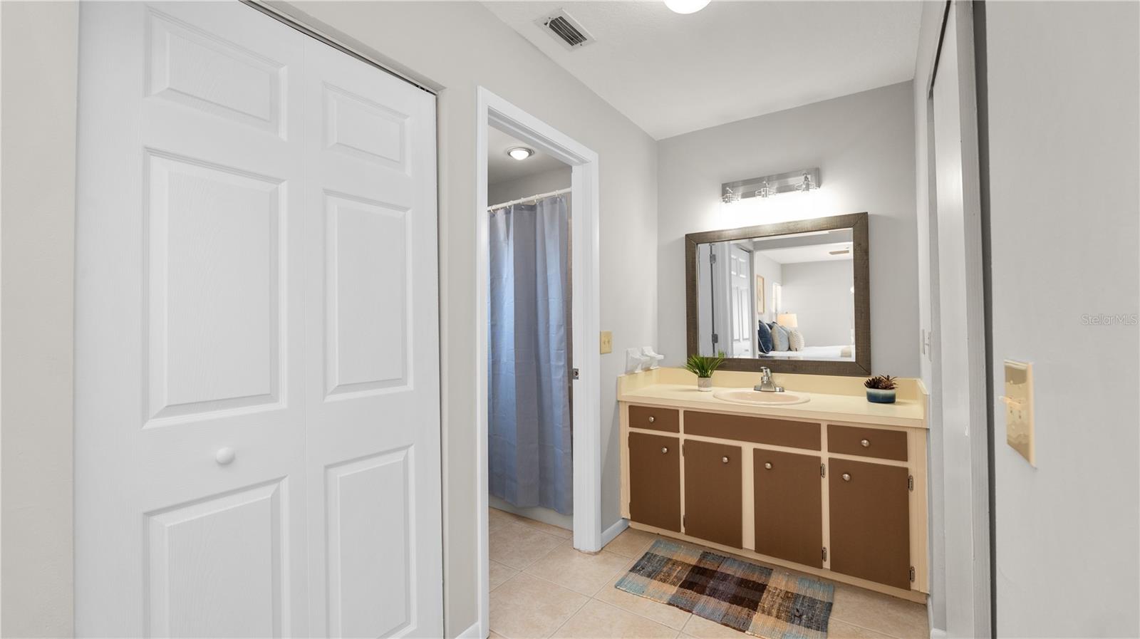 Image 24 of 42 For 1880 Crystal Lake Drive 3