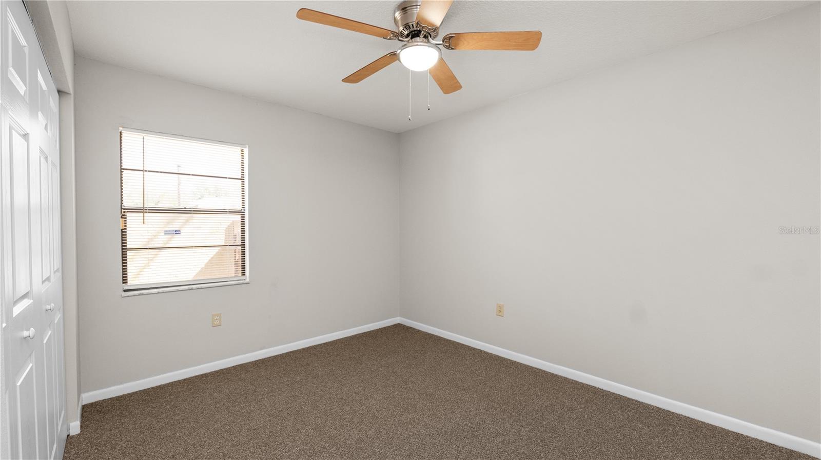 Image 27 of 42 For 1880 Crystal Lake Drive 3