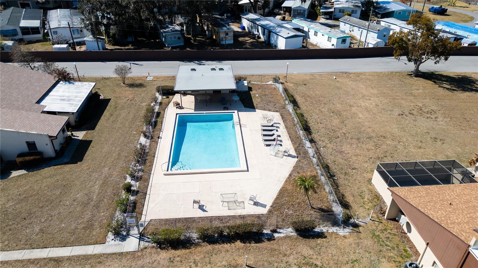 Image 31 of 42 For 1880 Crystal Lake Drive 3