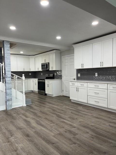 Image 11 of 29 For 635 Lake Holloway Boulevard