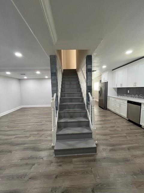 Image 26 of 29 For 635 Lake Holloway Boulevard