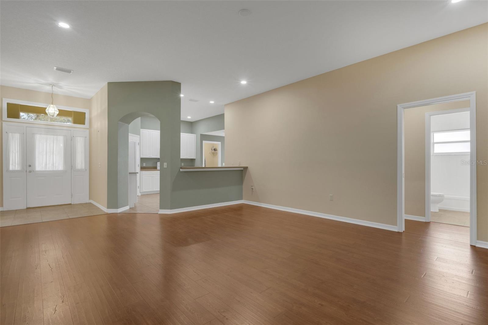 Image 5 of 42 For 654 Lake Clark Place