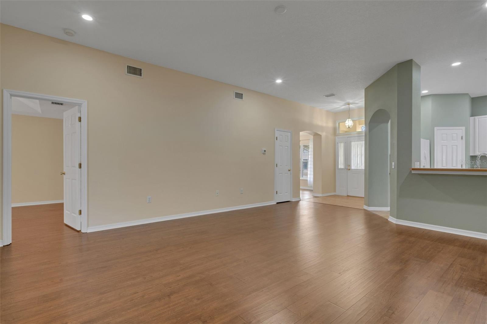 Image 6 of 42 For 654 Lake Clark Place