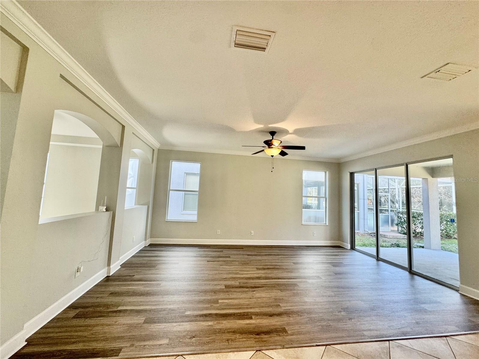 Image 16 of 54 For 4307 Rustic Pine Place