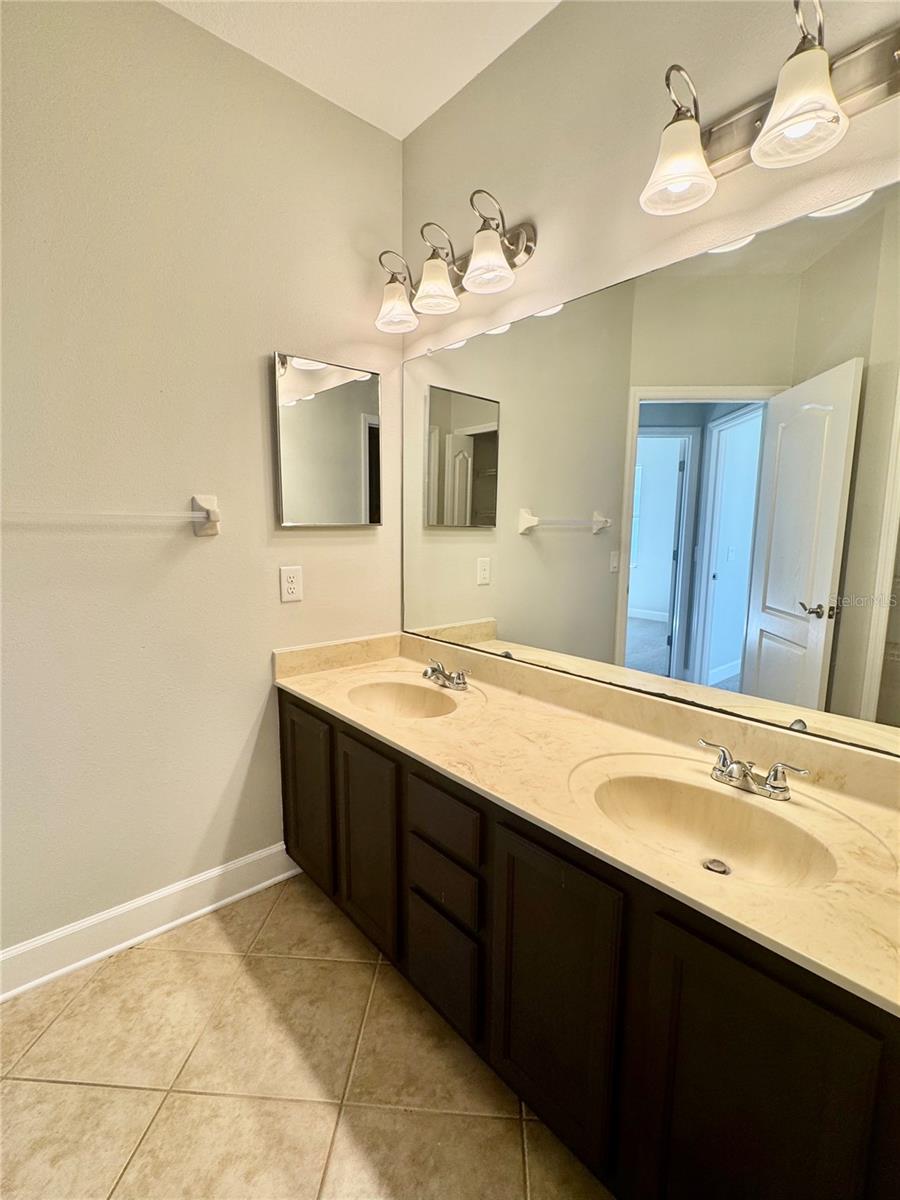 Image 47 of 54 For 4307 Rustic Pine Place