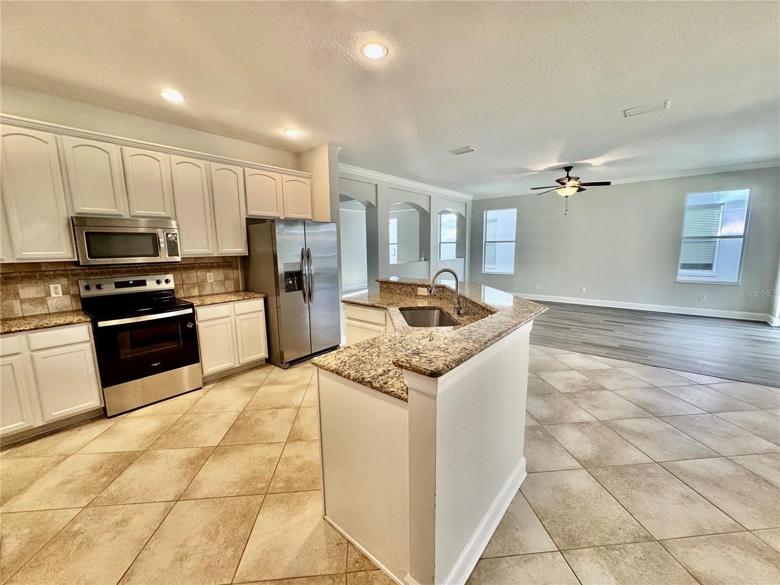 Image 5 of 54 For 4307 Rustic Pine Place