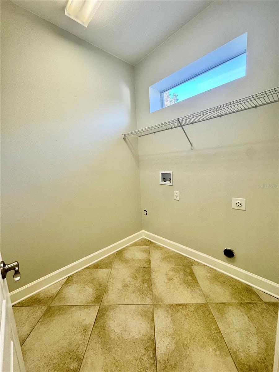 Image 50 of 54 For 4307 Rustic Pine Place