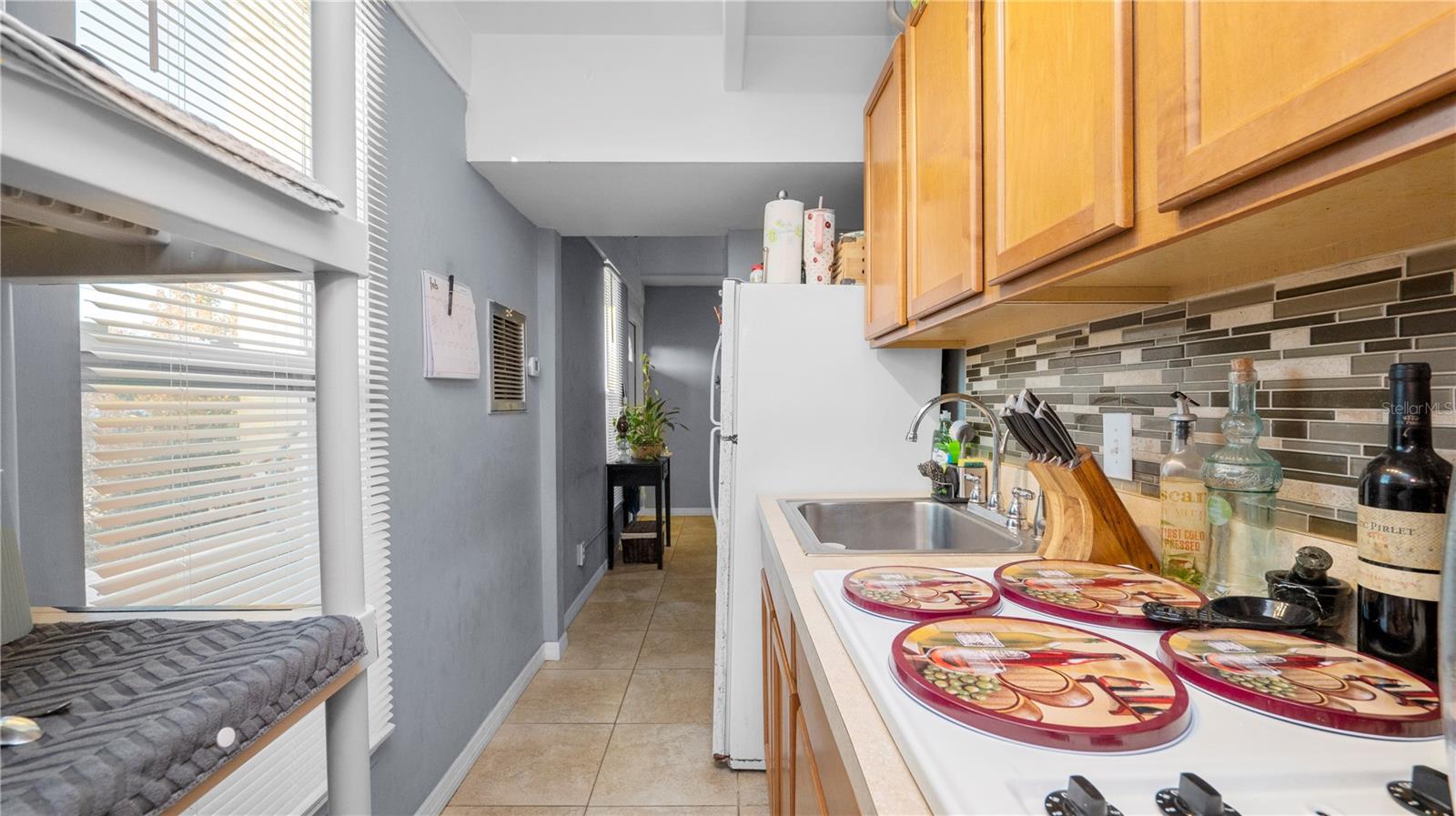 Image 15 of 39 For 4311 Club Circle