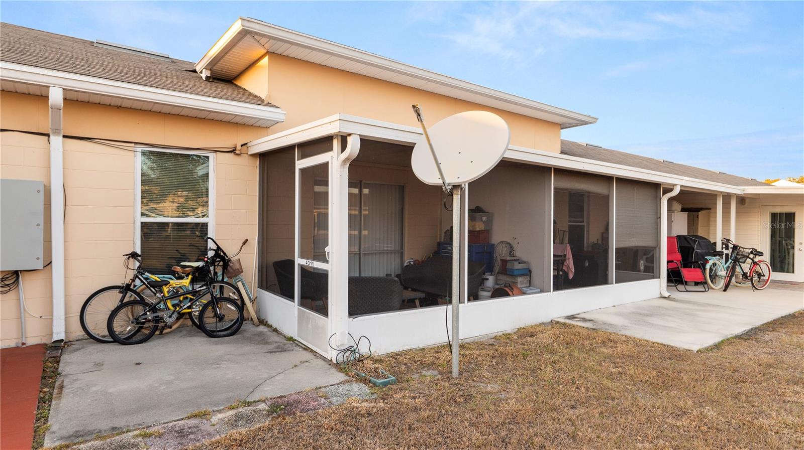 Image 20 of 39 For 4311 Club Circle