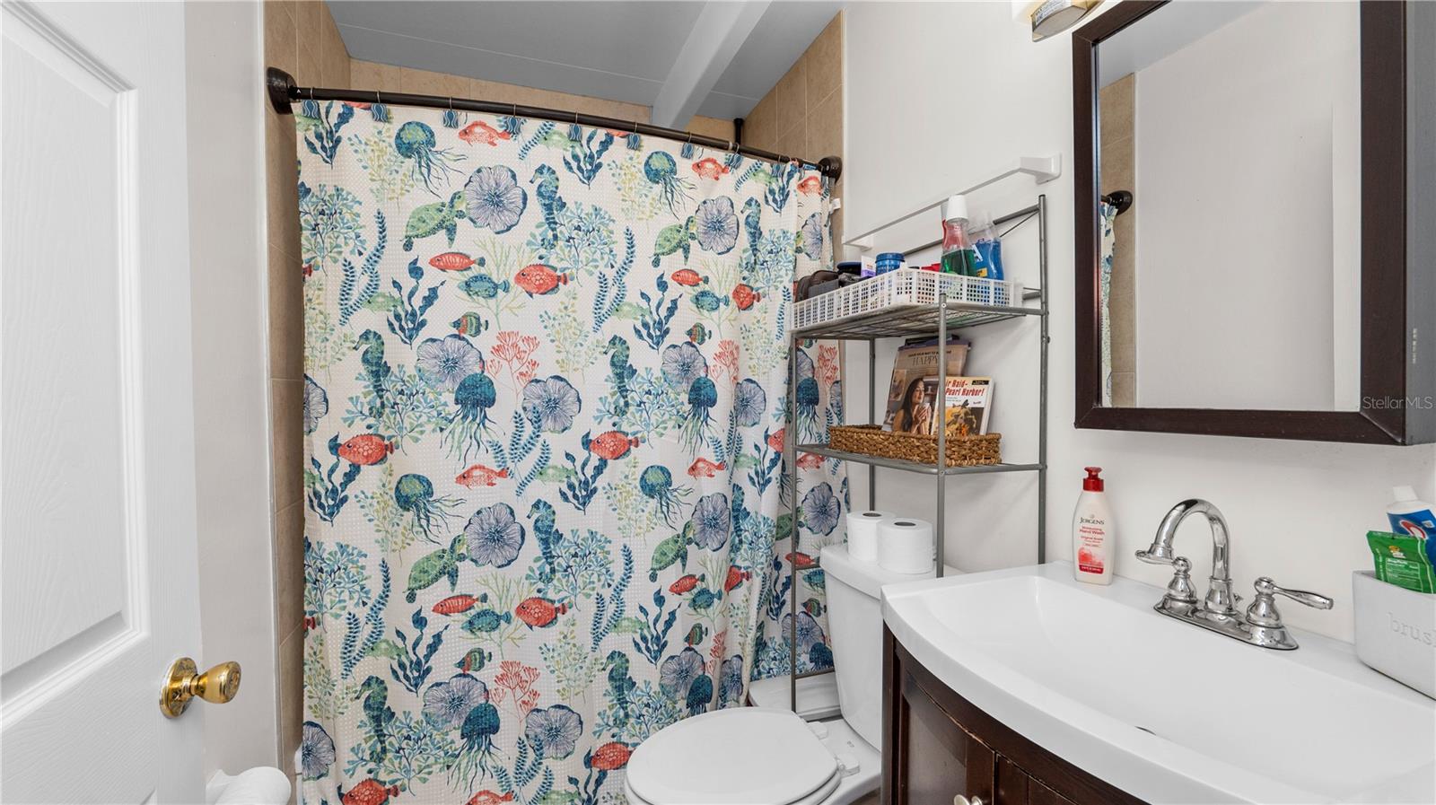 Image 24 of 39 For 4311 Club Circle