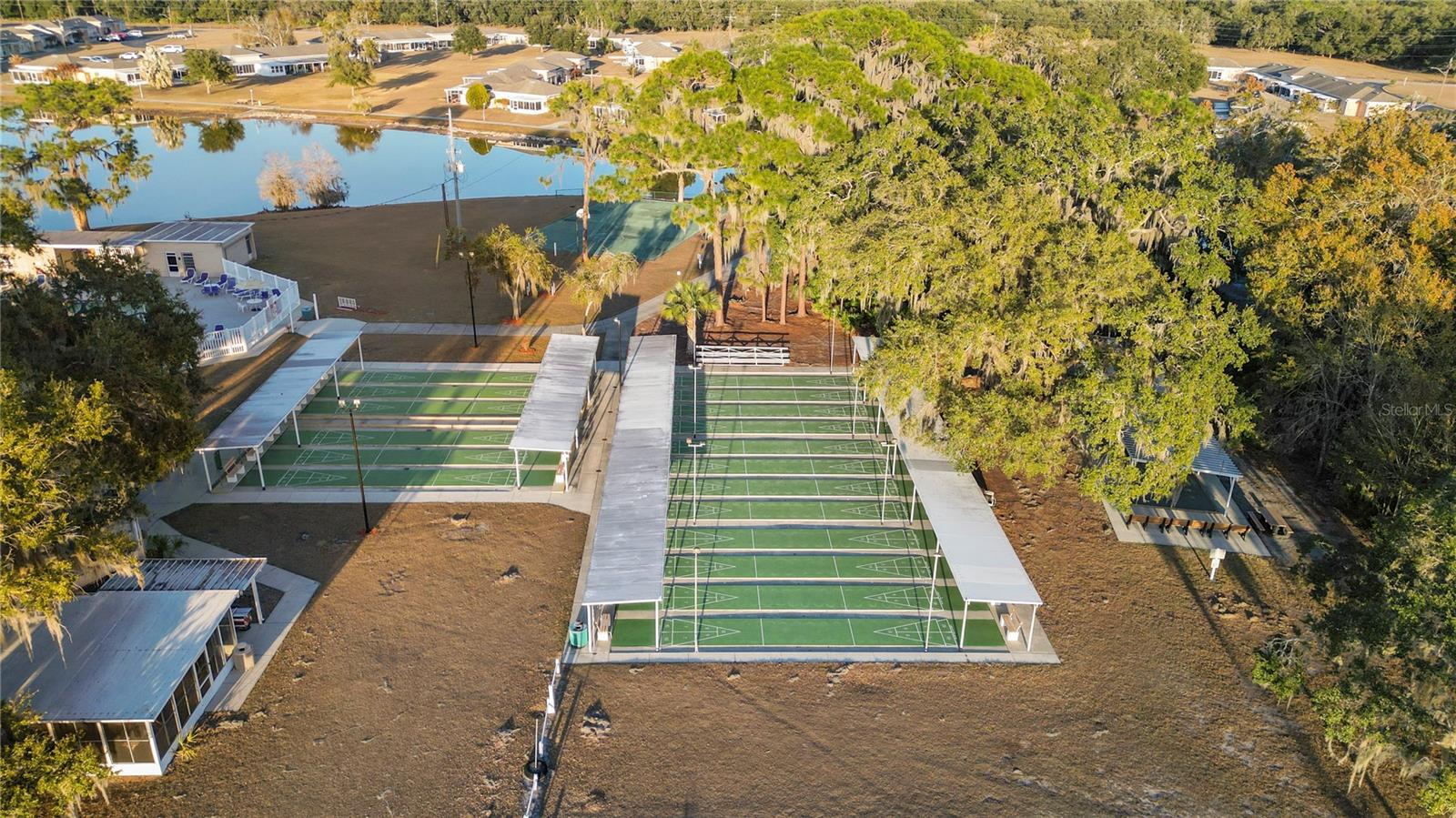 Image 35 of 39 For 4311 Club Circle