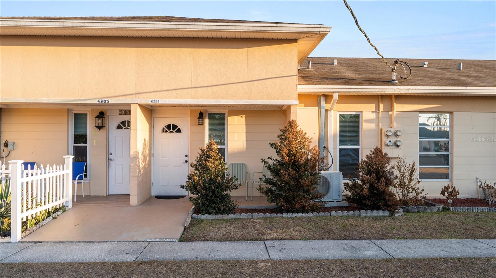 Image 4 of 39 For 4311 Club Circle