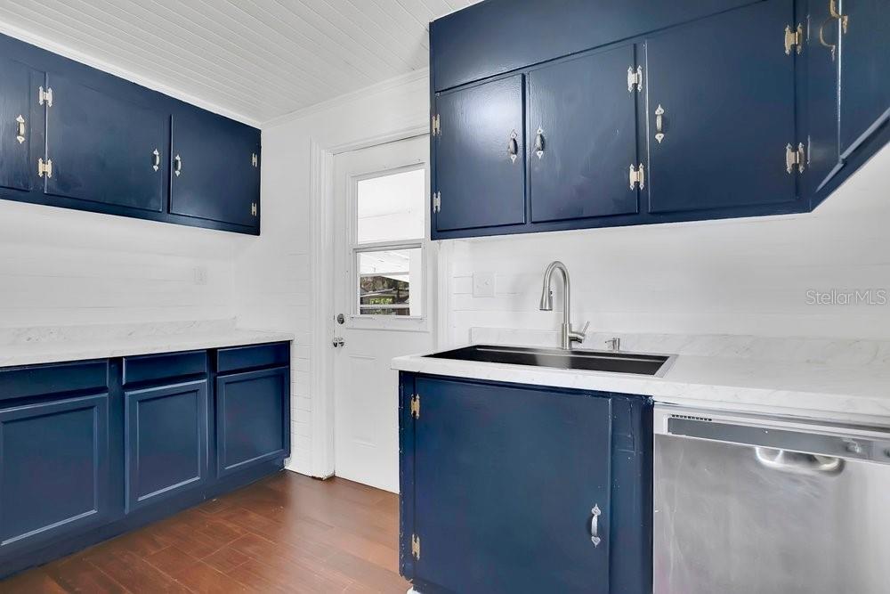 Image 12 of 37 For 2905 Paul Buchman Highway