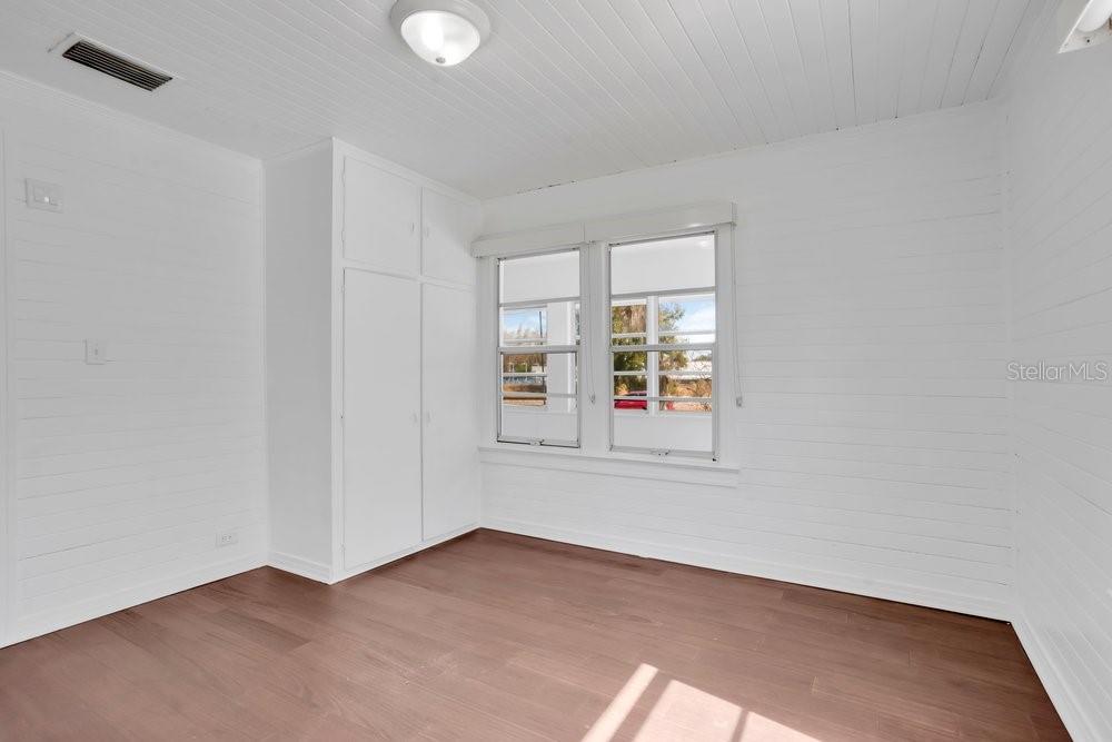 Image 16 of 37 For 2905 Paul Buchman Highway