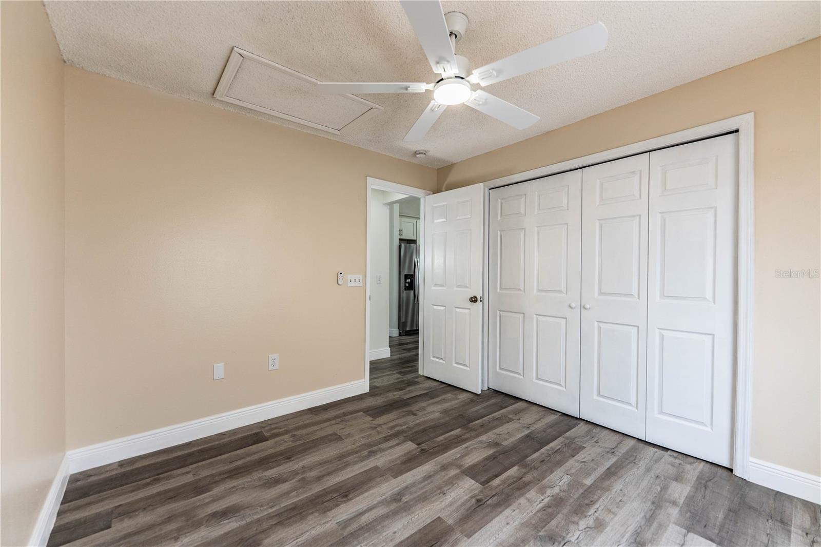 Image 29 of 68 For 413 Vineyard Drive