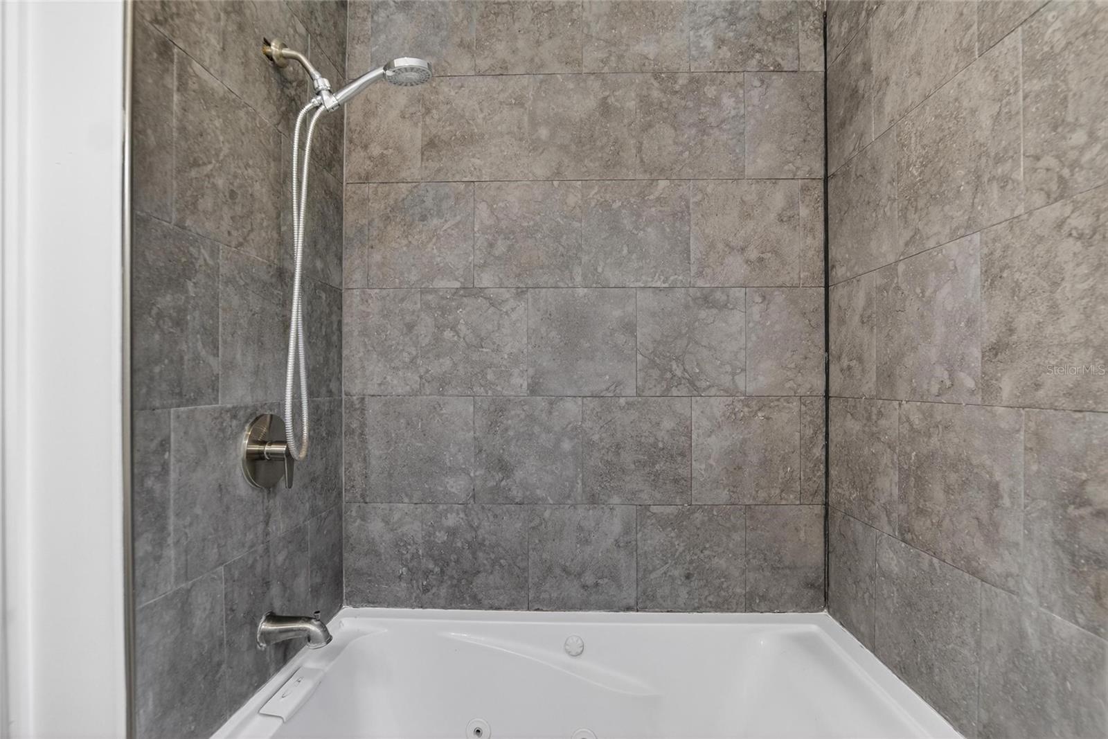 Image 34 of 58 For 311 5th Street