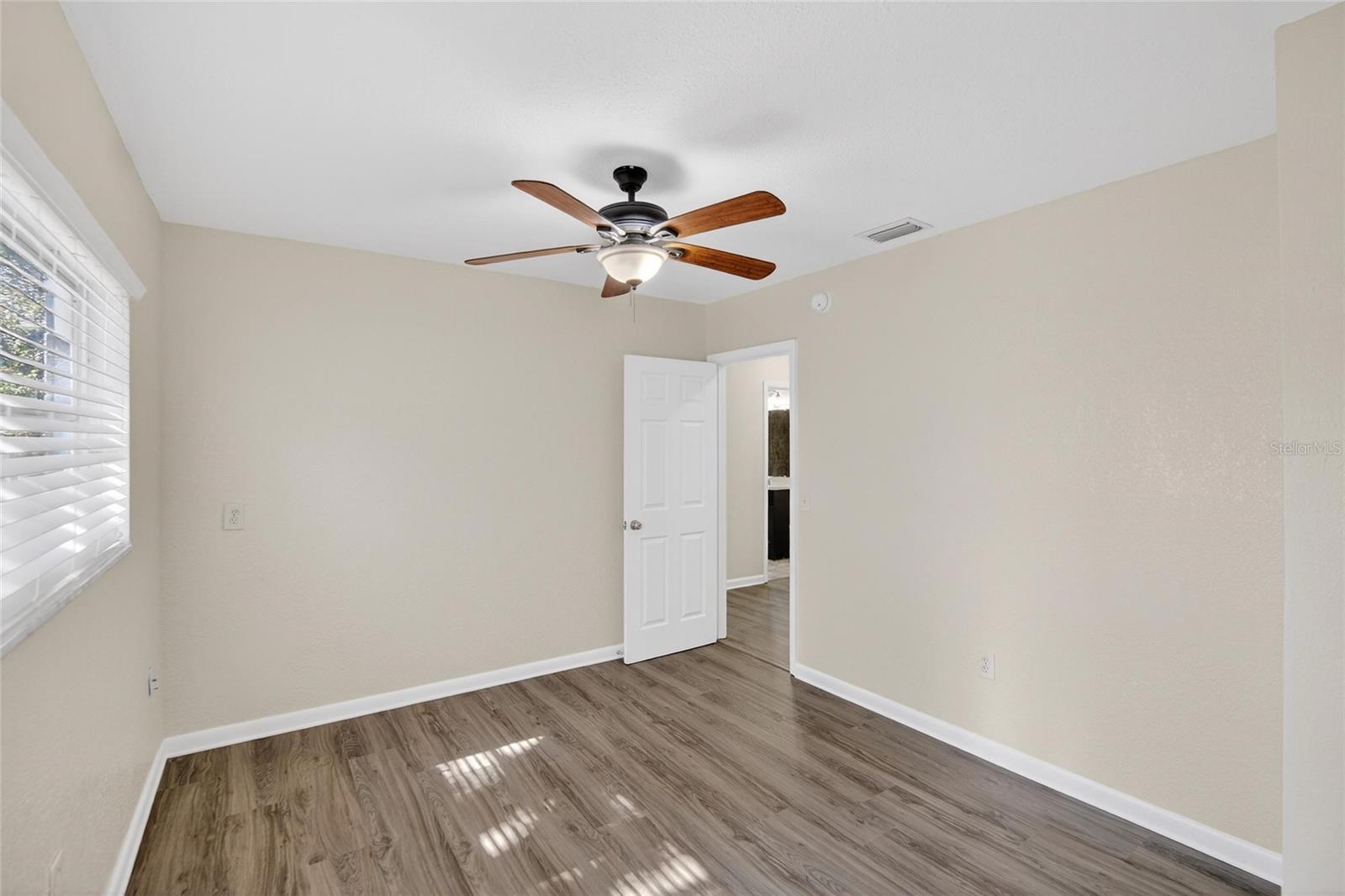 Image 35 of 58 For 311 5th Street