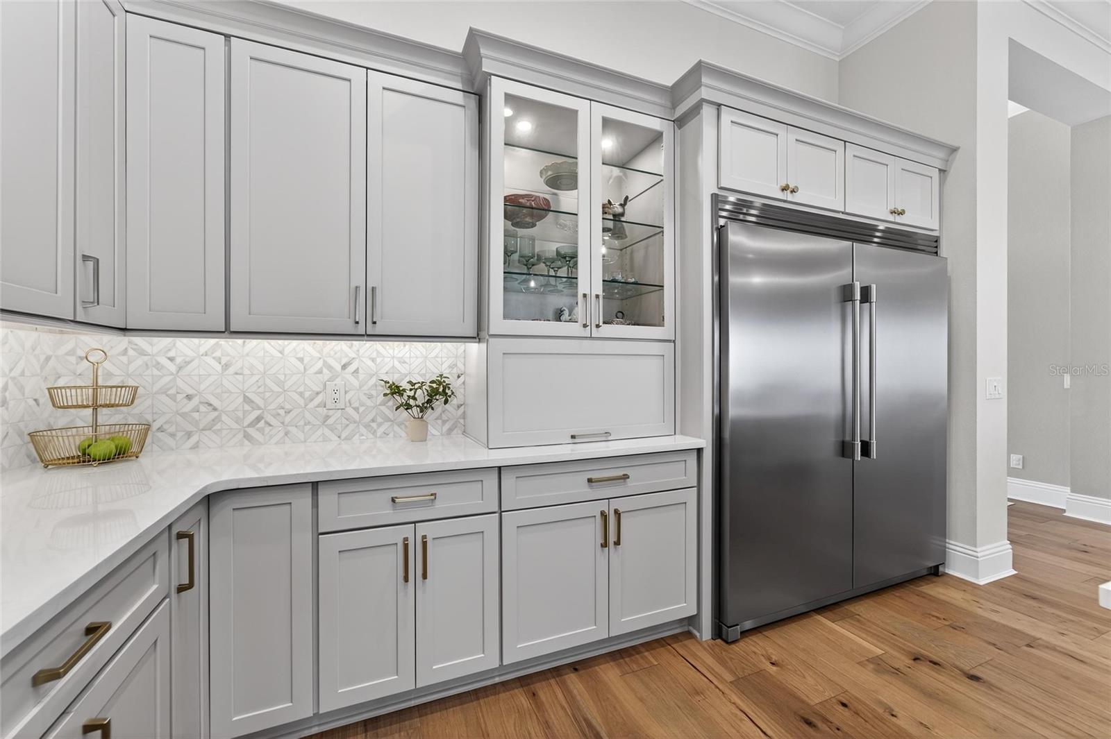 Listing photo id 19 for 5264 Riverlake Drive