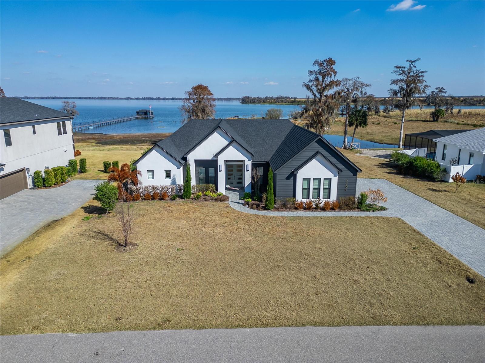 Listing photo id 68 for 5264 Riverlake Drive