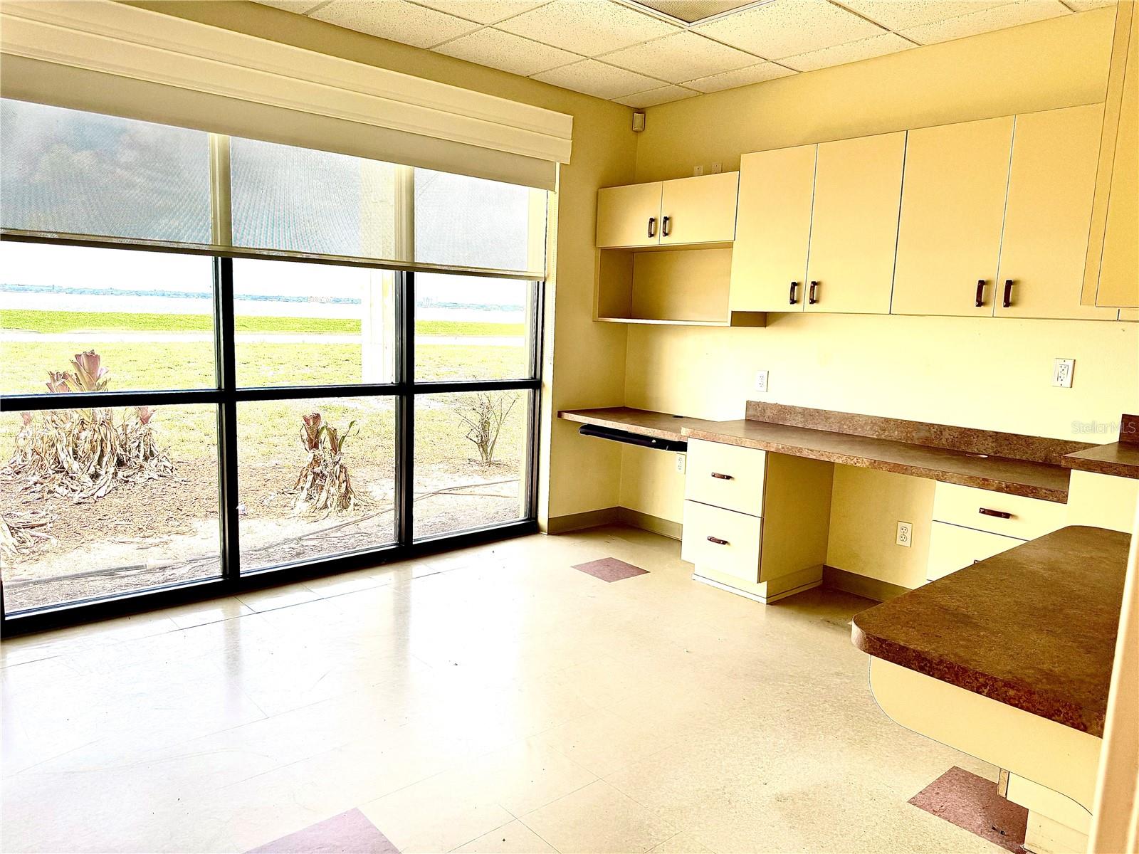 Image 10 of 21 For 2237 Us Highway 27 S