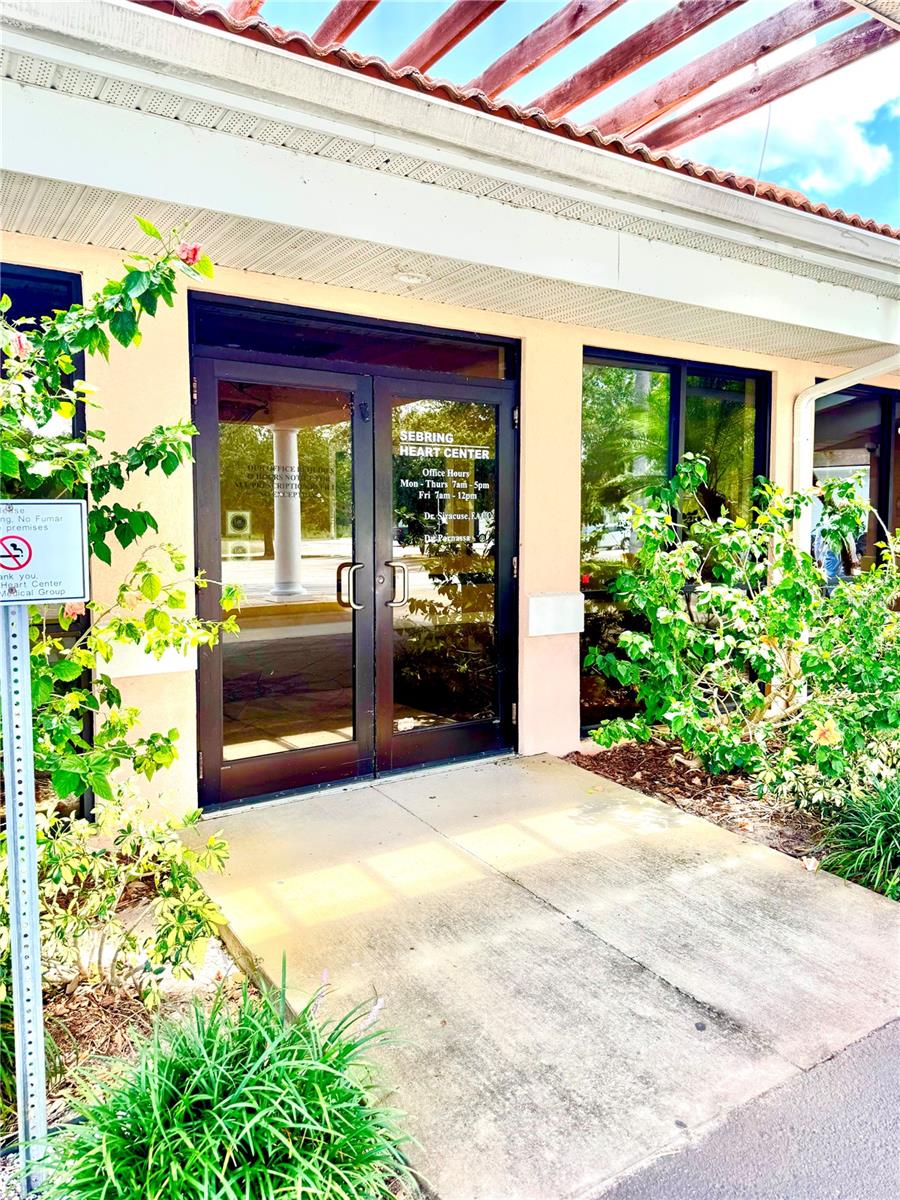 Image 3 of 21 For 2237 Us Highway 27 S