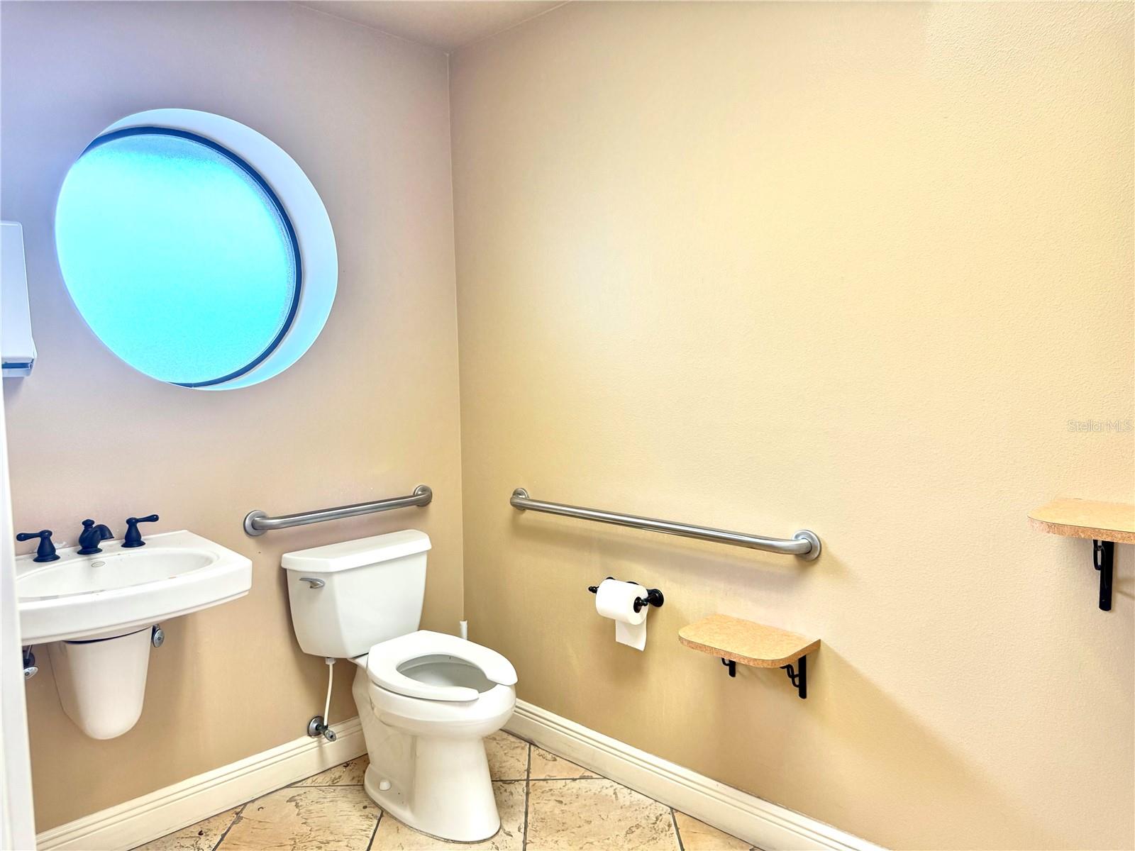 Image 7 of 21 For 2237 Us Highway 27 S