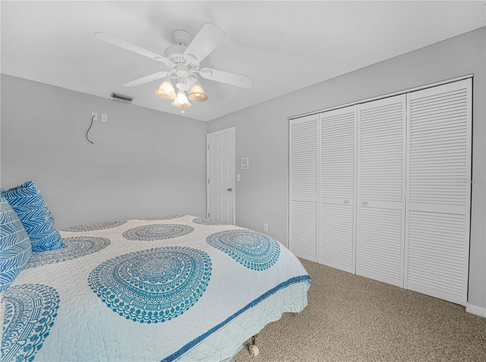 Image 23 of 41 For 2115 Jonathan