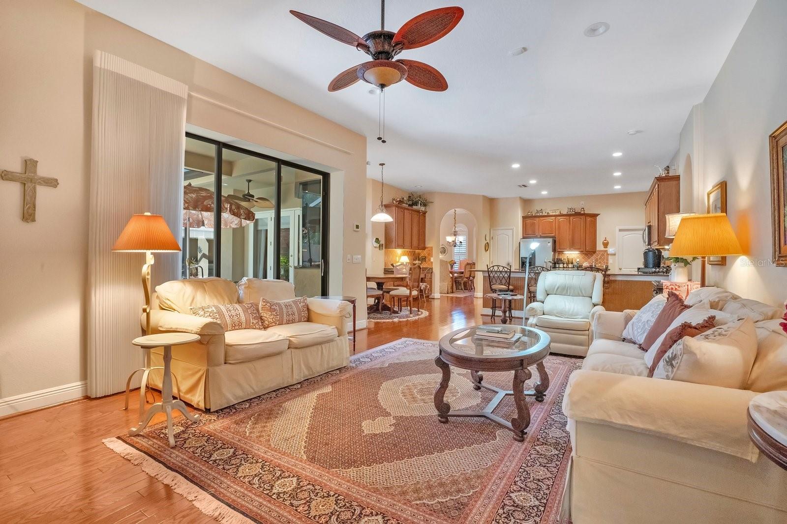 Image 24 of 63 For 444 Oak Landing Boulevard