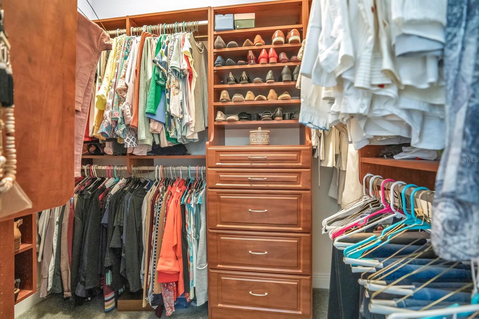 Image 29 of 63 For 444 Oak Landing Boulevard