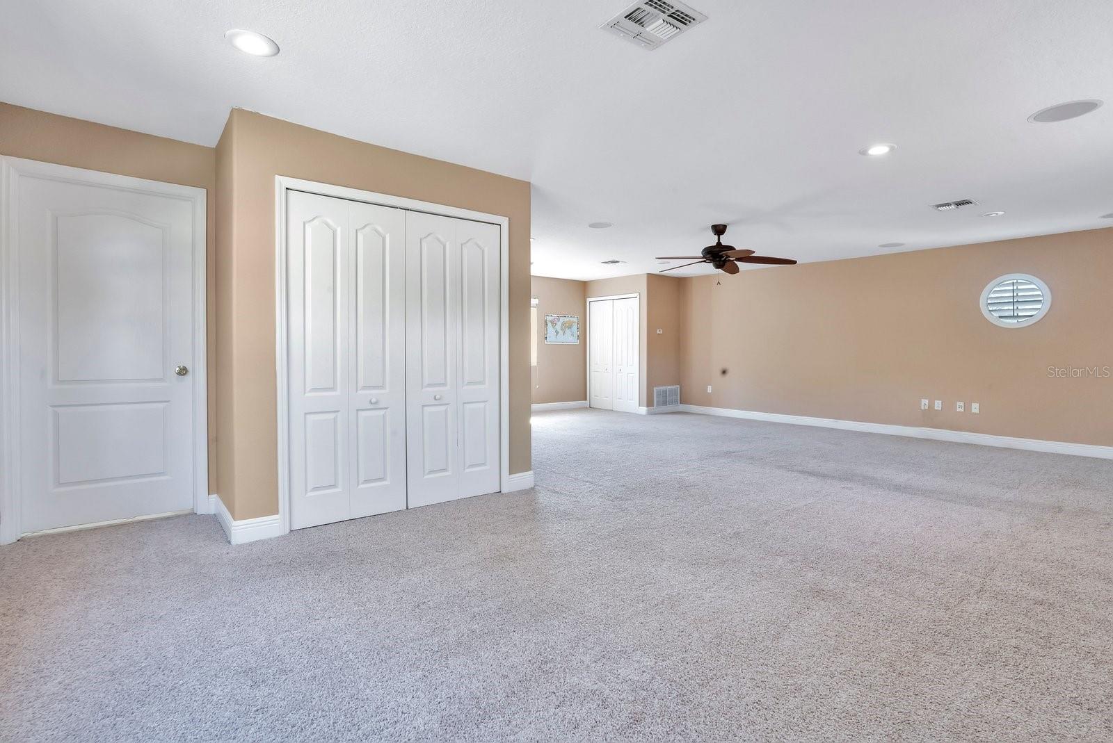 Image 39 of 63 For 444 Oak Landing Boulevard