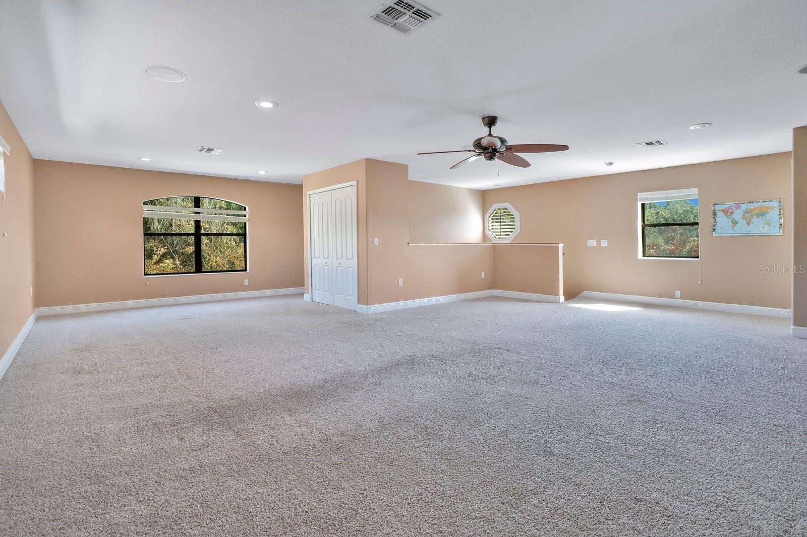 Image 40 of 63 For 444 Oak Landing Boulevard