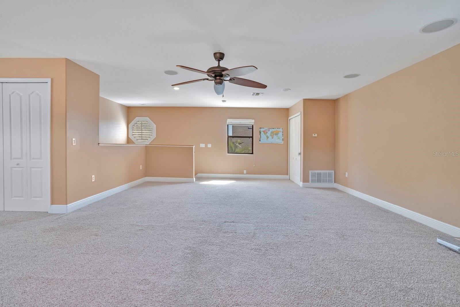 Image 41 of 63 For 444 Oak Landing Boulevard