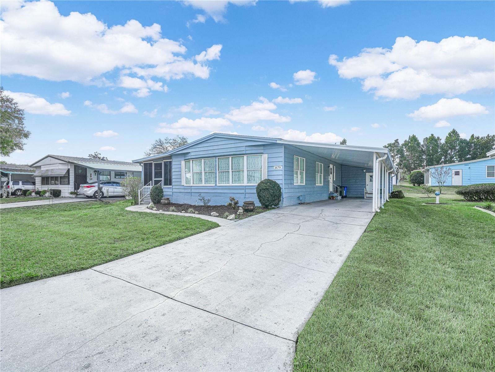 Details for 1679 Foxway Drive, LAKELAND, FL 33810