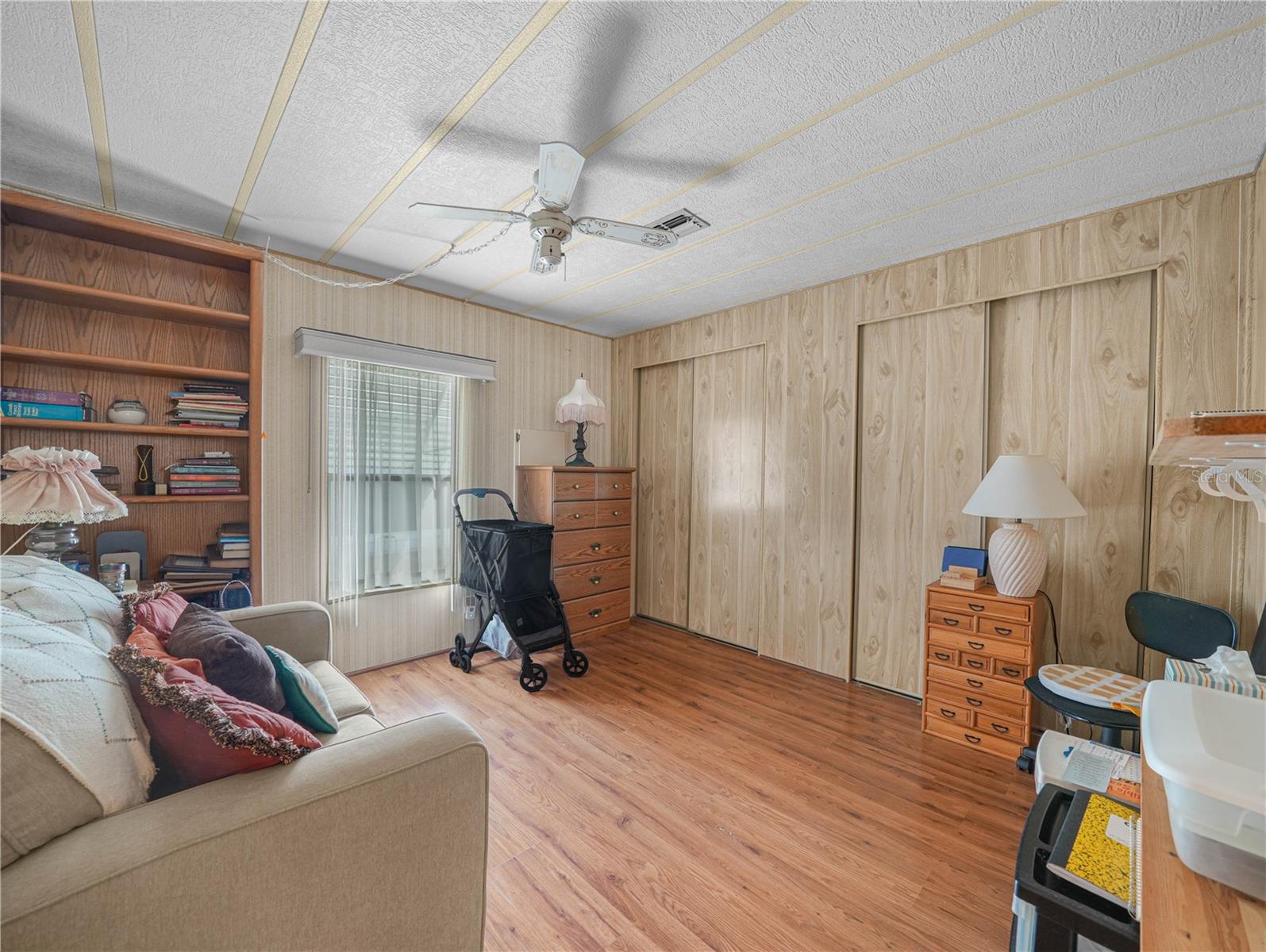 Image 15 of 24 For 1679 Foxway Drive