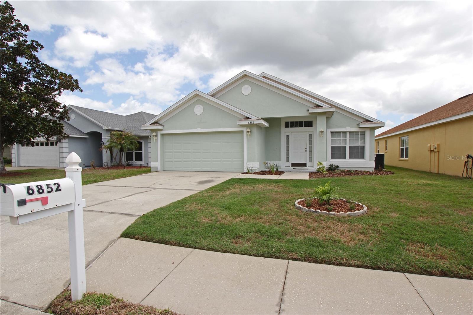 Details for 6852 Shadowcast Lane, LAKELAND, FL 33813