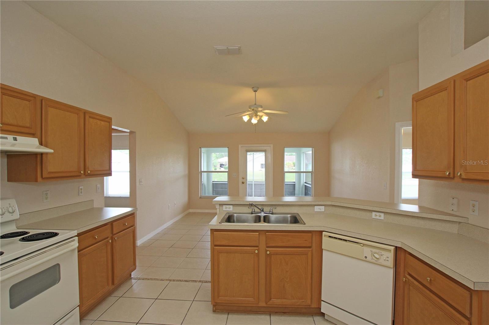 Image 22 of 64 For 6852 Shadowcast Lane