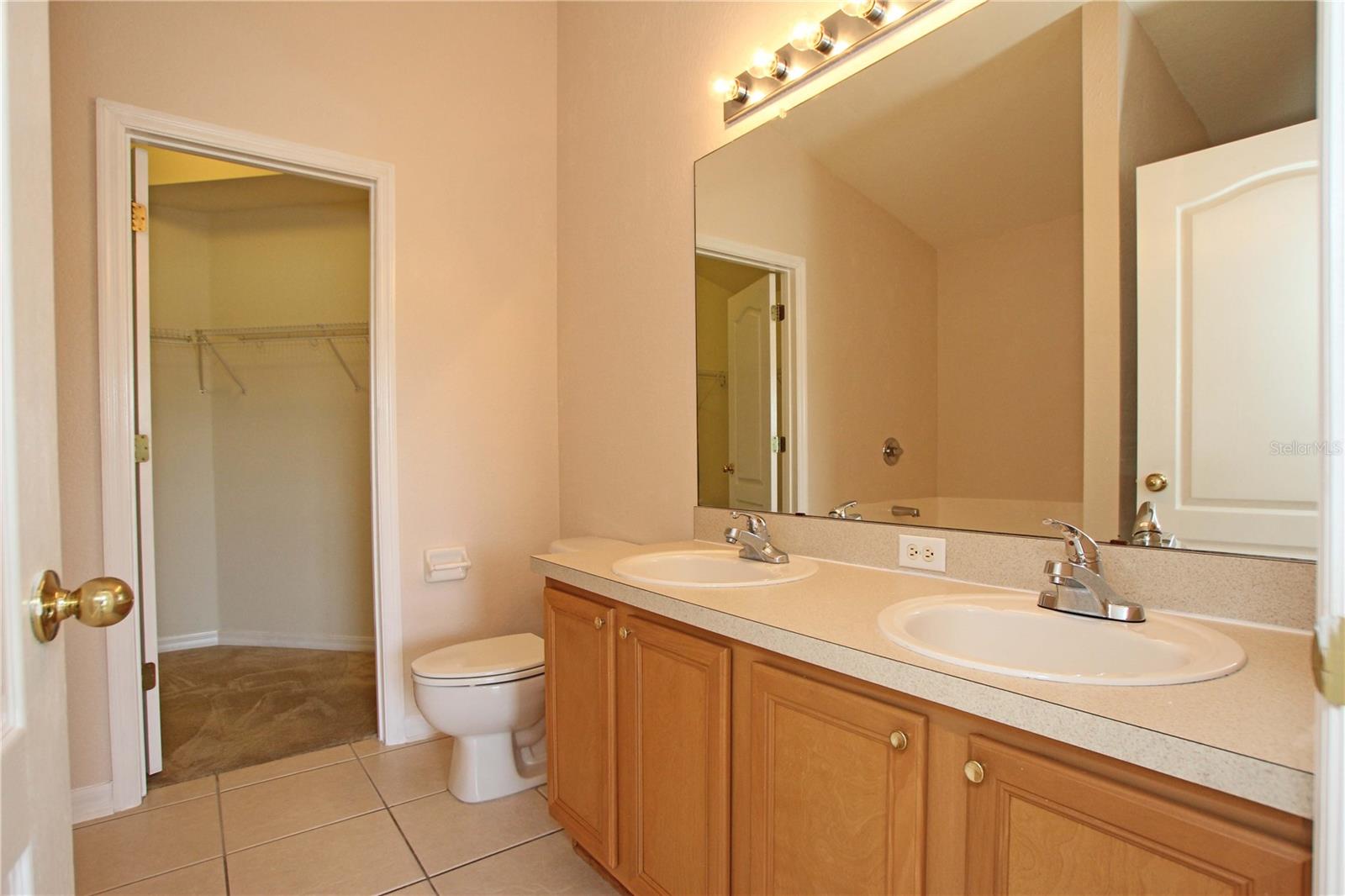 Image 33 of 64 For 6852 Shadowcast Lane