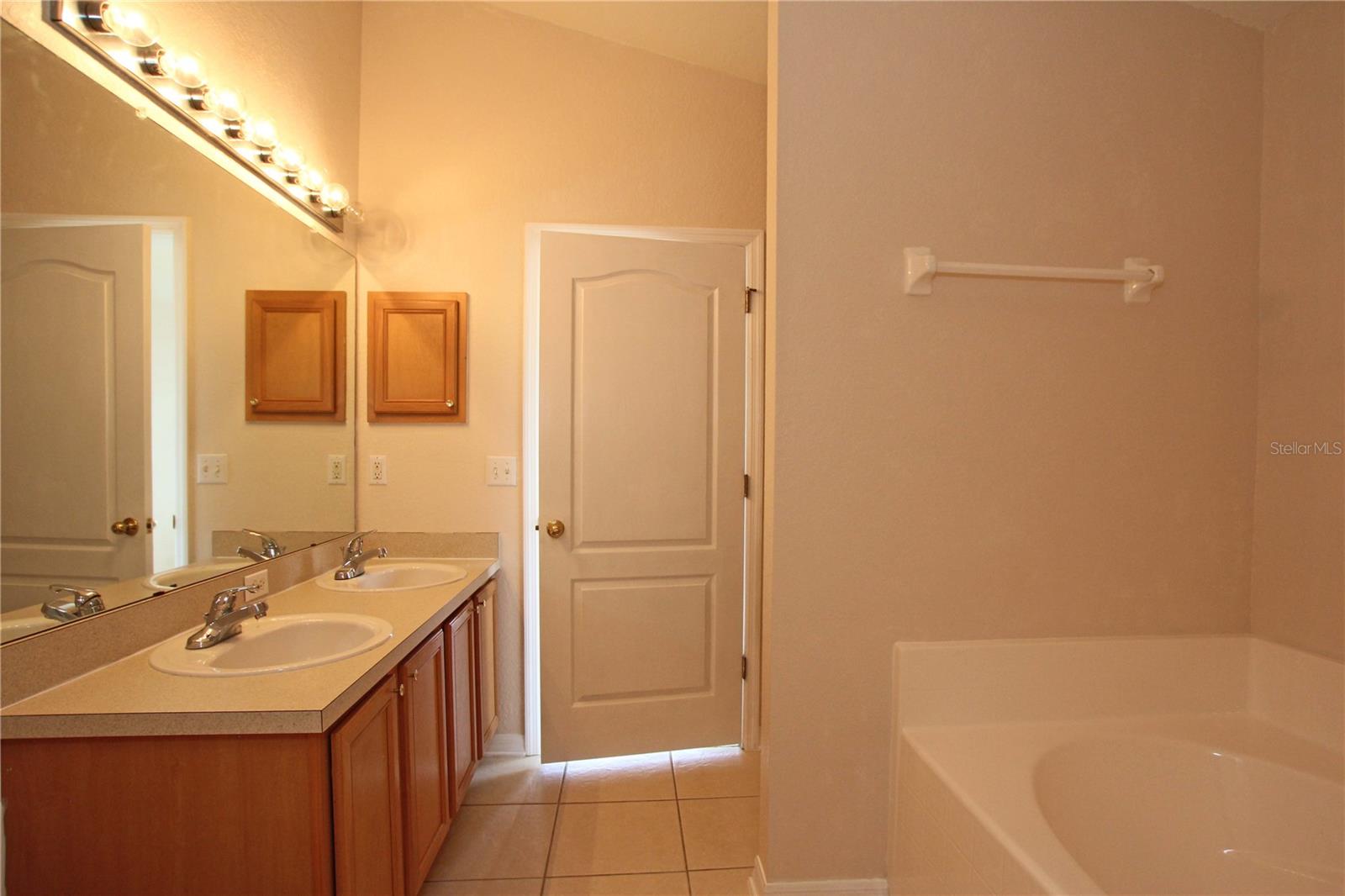 Image 38 of 64 For 6852 Shadowcast Lane