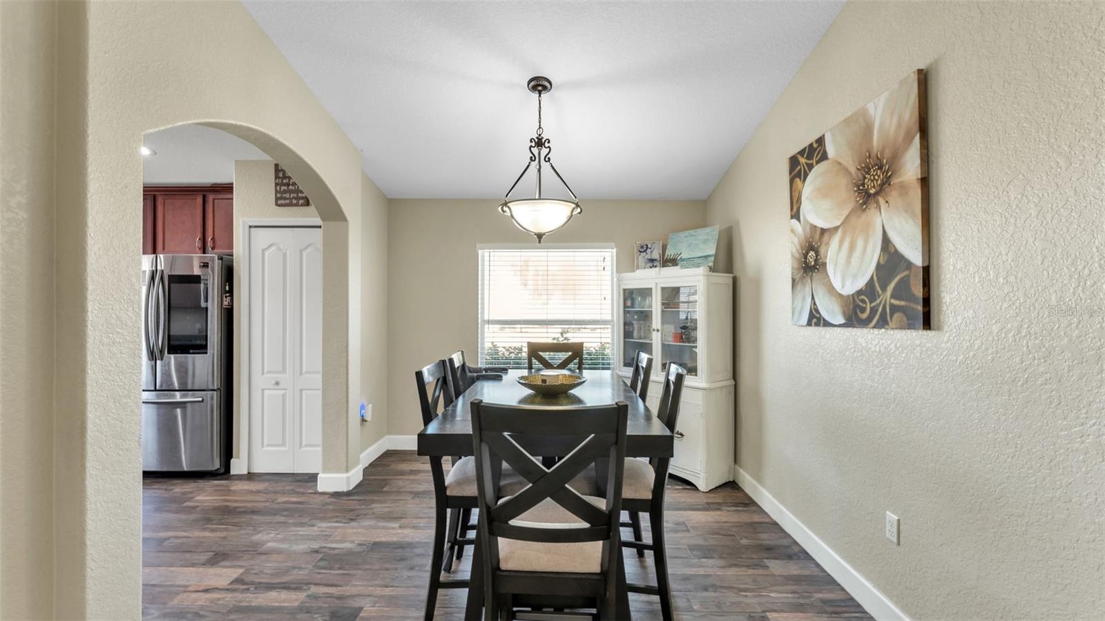 Image 12 of 57 For 6318 Presidential Lane