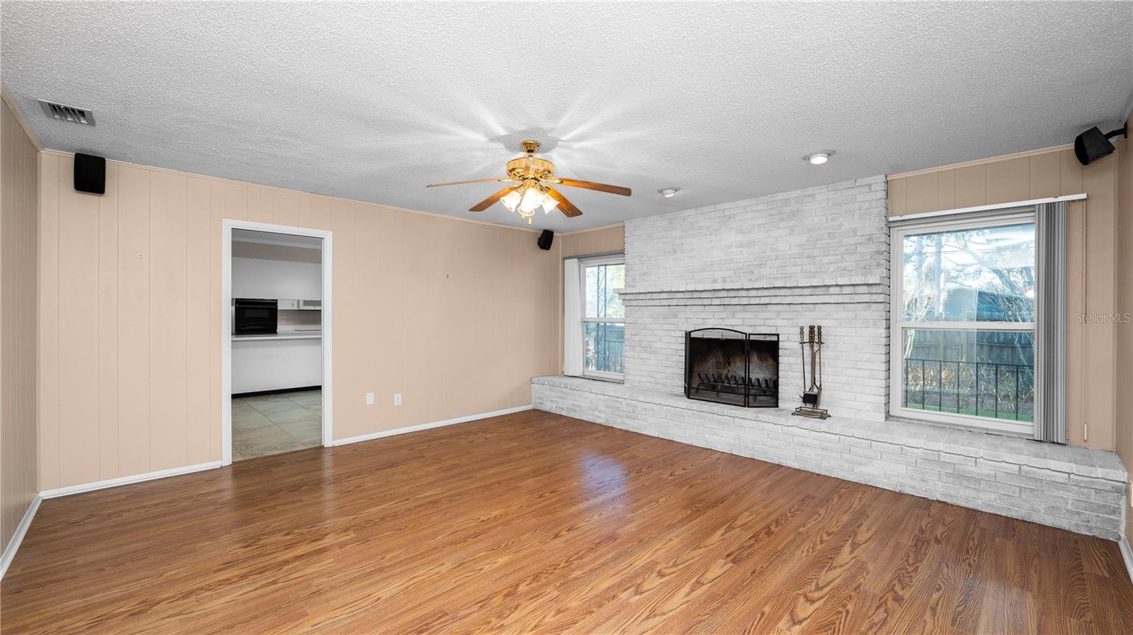 Image 18 of 63 For 1737 Tierra Alta Drive