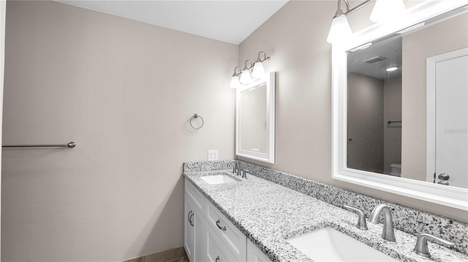 Image 33 of 63 For 1737 Tierra Alta Drive