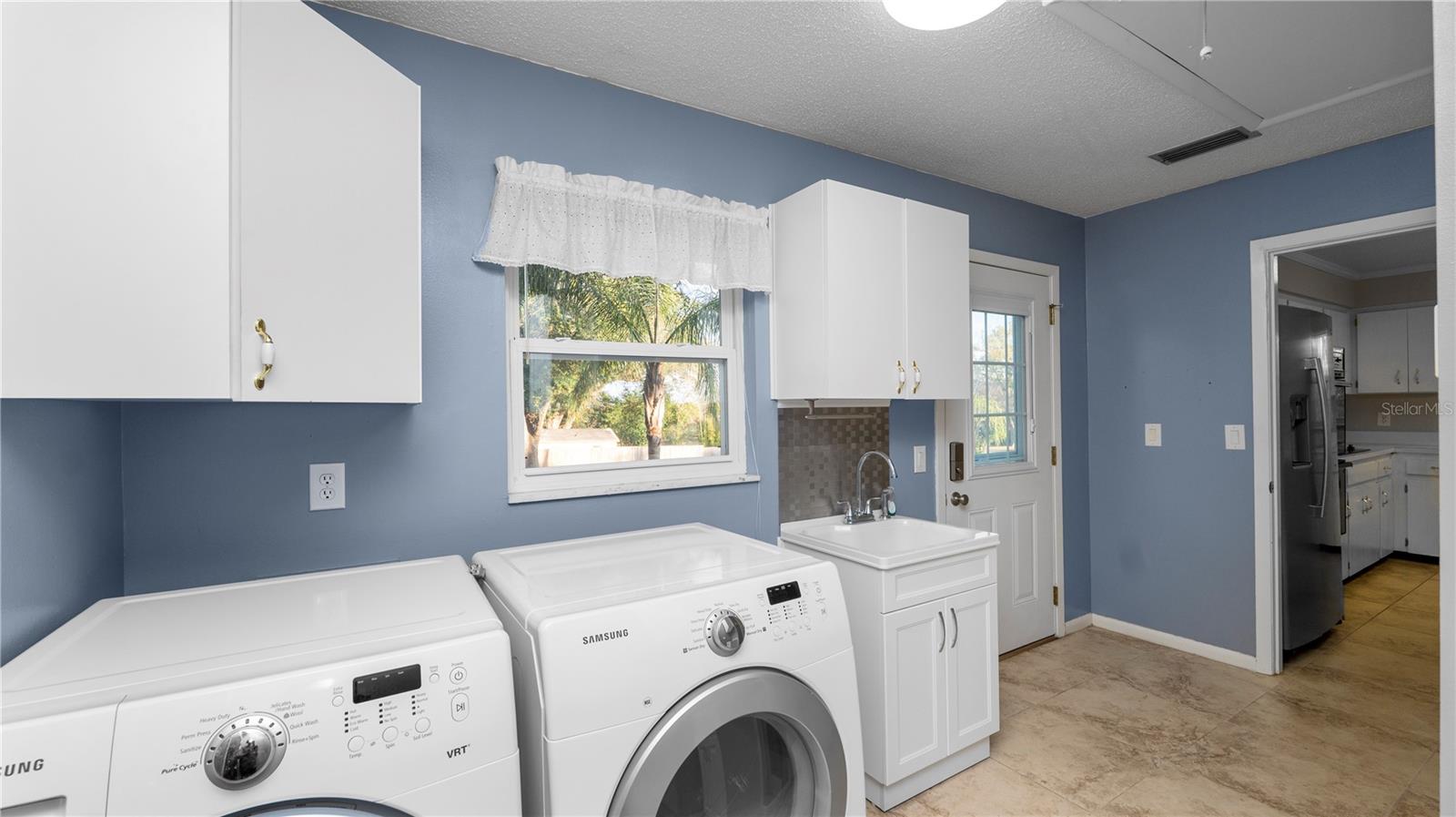 Image 45 of 63 For 1737 Tierra Alta Drive